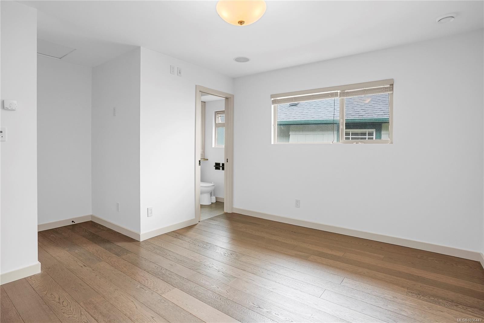 2112 Pentland Rd, Oak Bay, BC