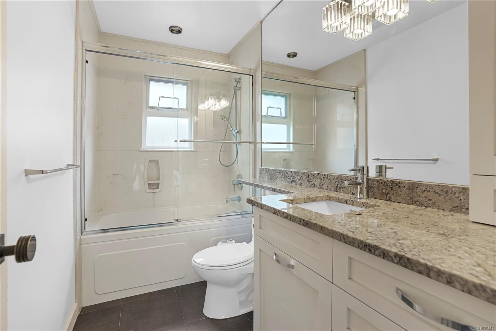 2112 Pentland Rd, Oak Bay, BC