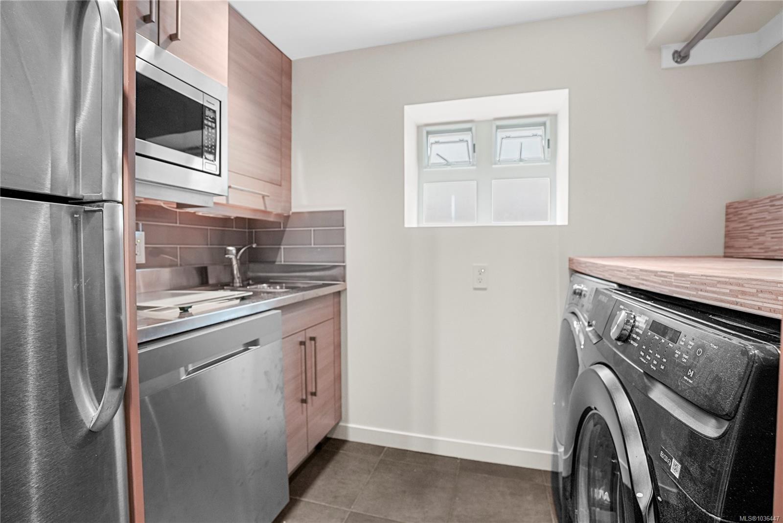 2112 Pentland Rd, Oak Bay, BC