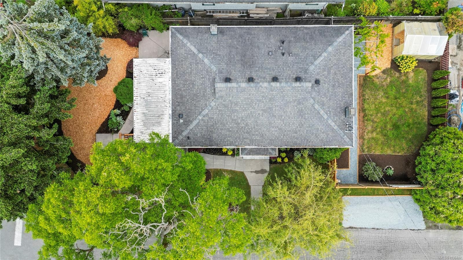 2112 Pentland Rd, Oak Bay, BC