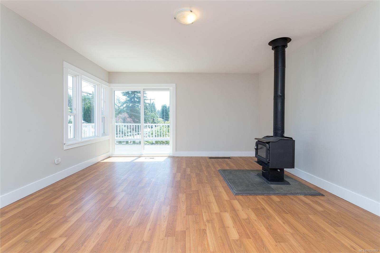 3590 Garland Ave, Cobble Hill, BC