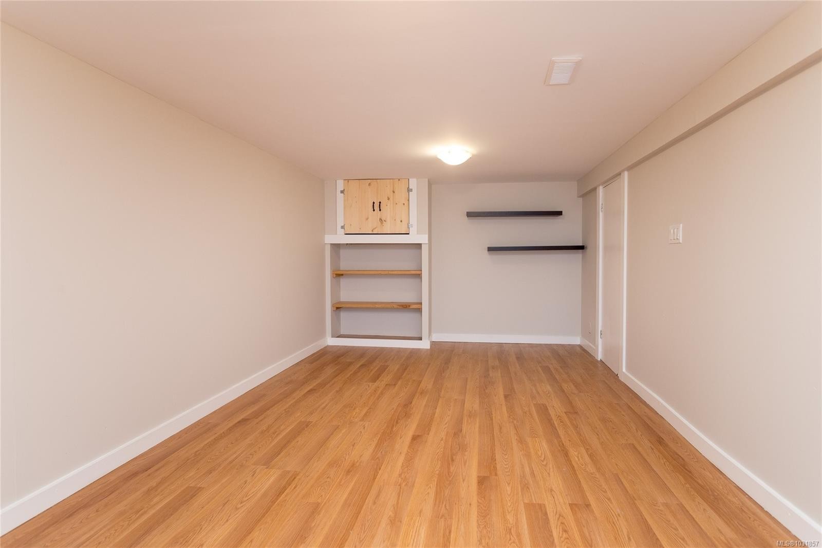 3590 Garland Ave, Cobble Hill, BC