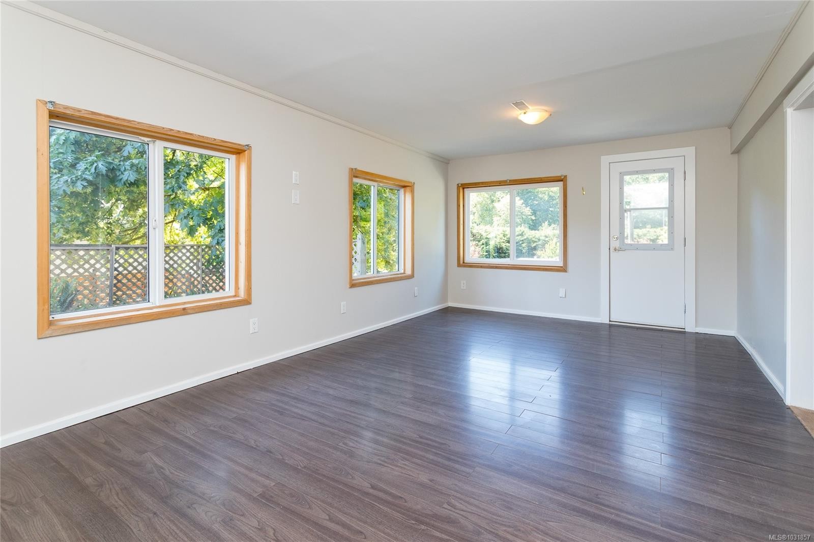 3590 Garland Ave, Cobble Hill, BC
