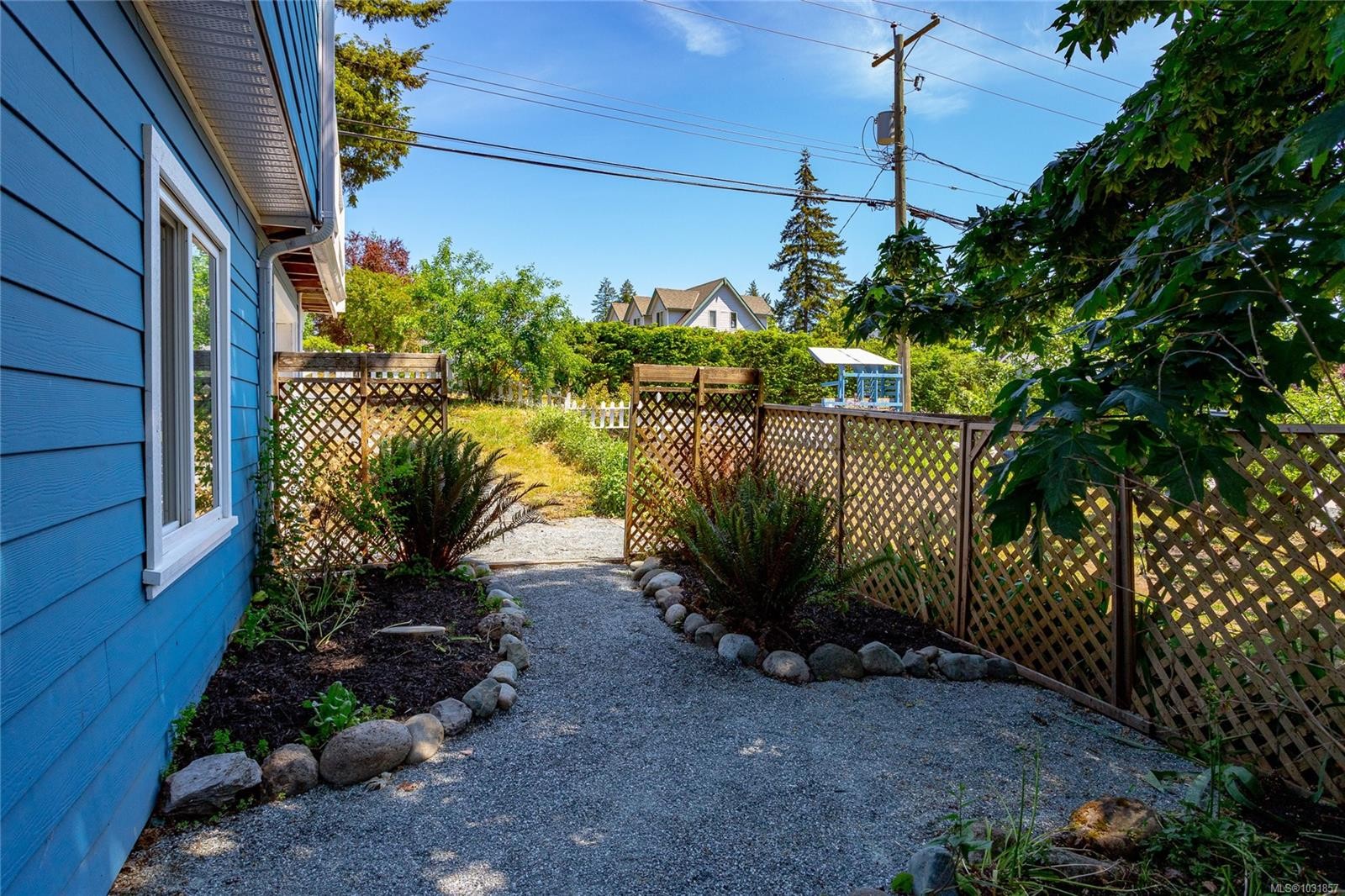 3590 Garland Ave, Cobble Hill, BC