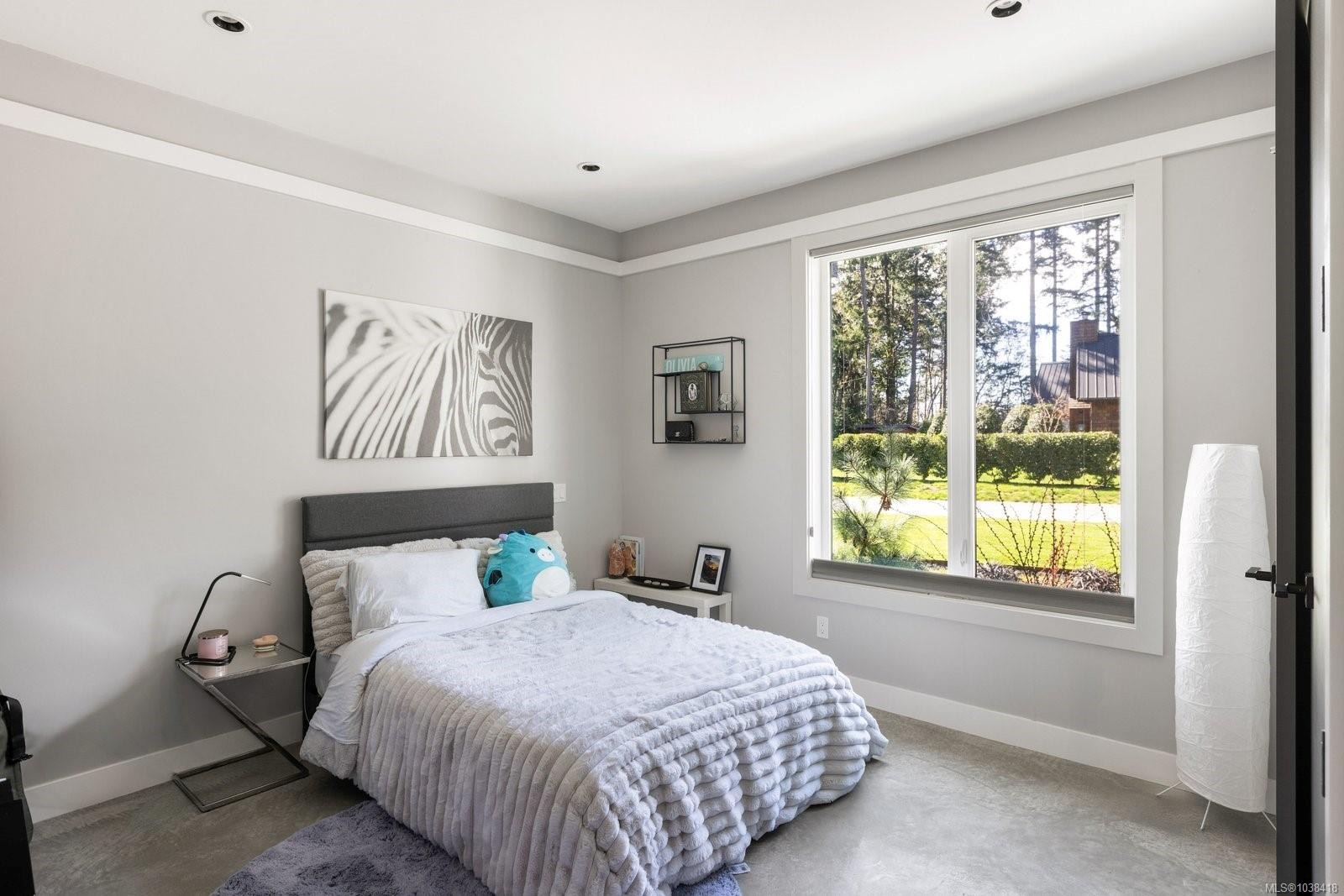 593 Downey Rd, North Saanich, BC