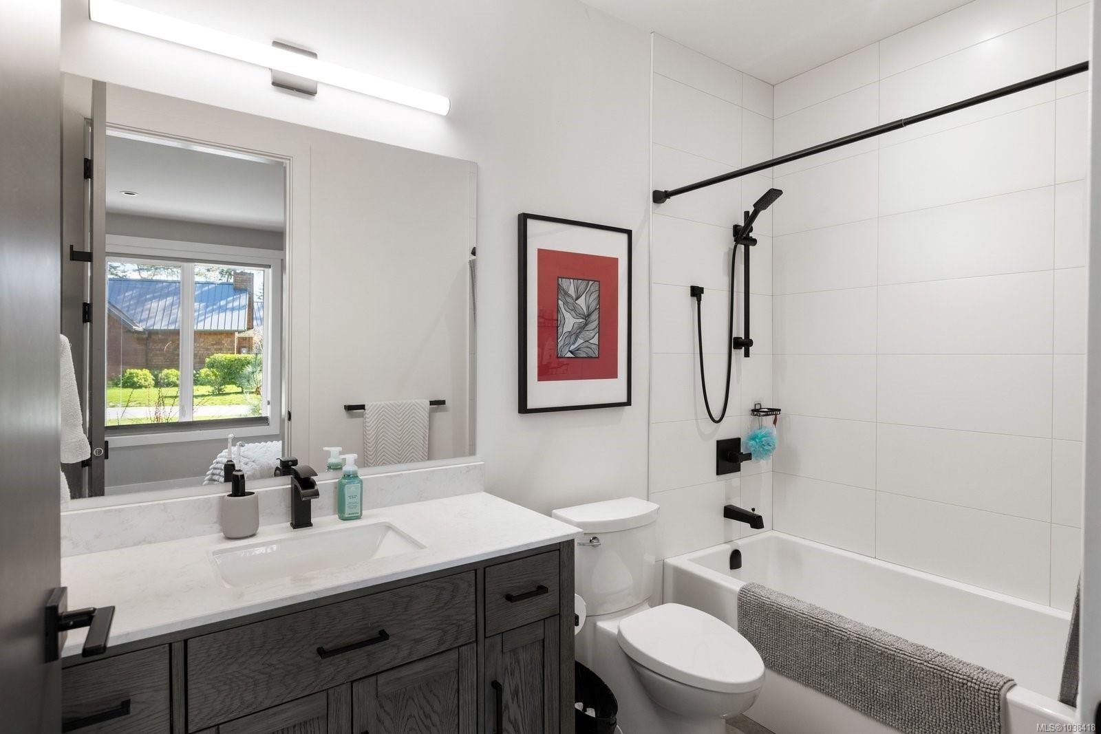 593 Downey Rd, North Saanich, BC