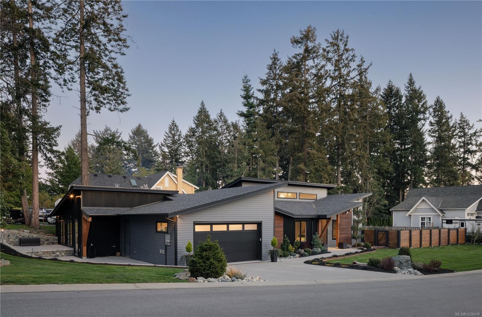 593 Downey Rd, North Saanich, BC
