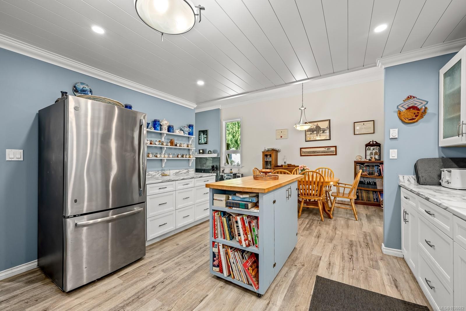 2468 Endall Rd, Black Creek, BC