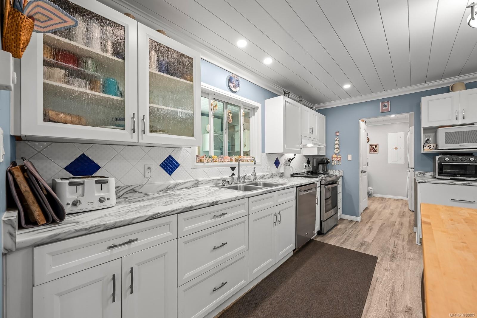 2468 Endall Rd, Black Creek, BC