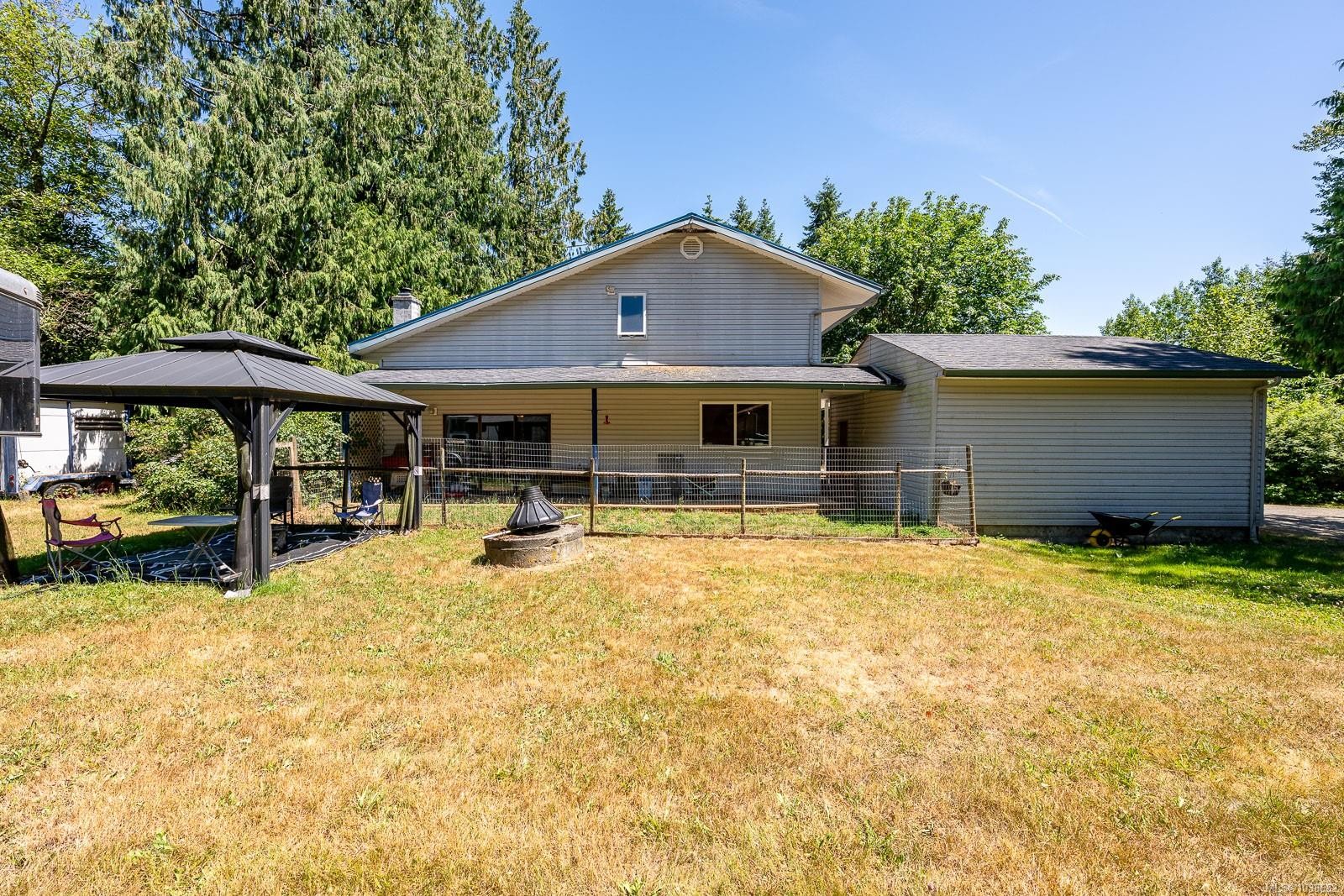 2468 Endall Rd, Black Creek, BC