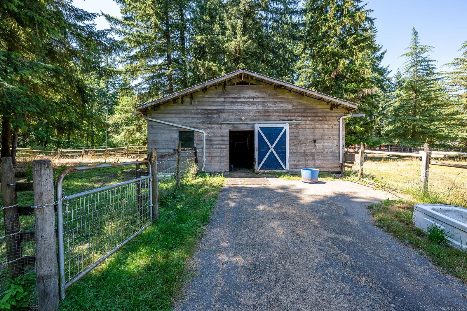 2468 Endall Rd, Black Creek, BC
