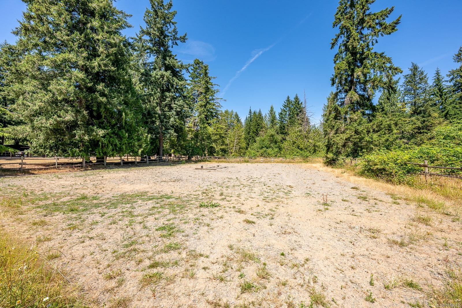 2468 Endall Rd, Black Creek, BC