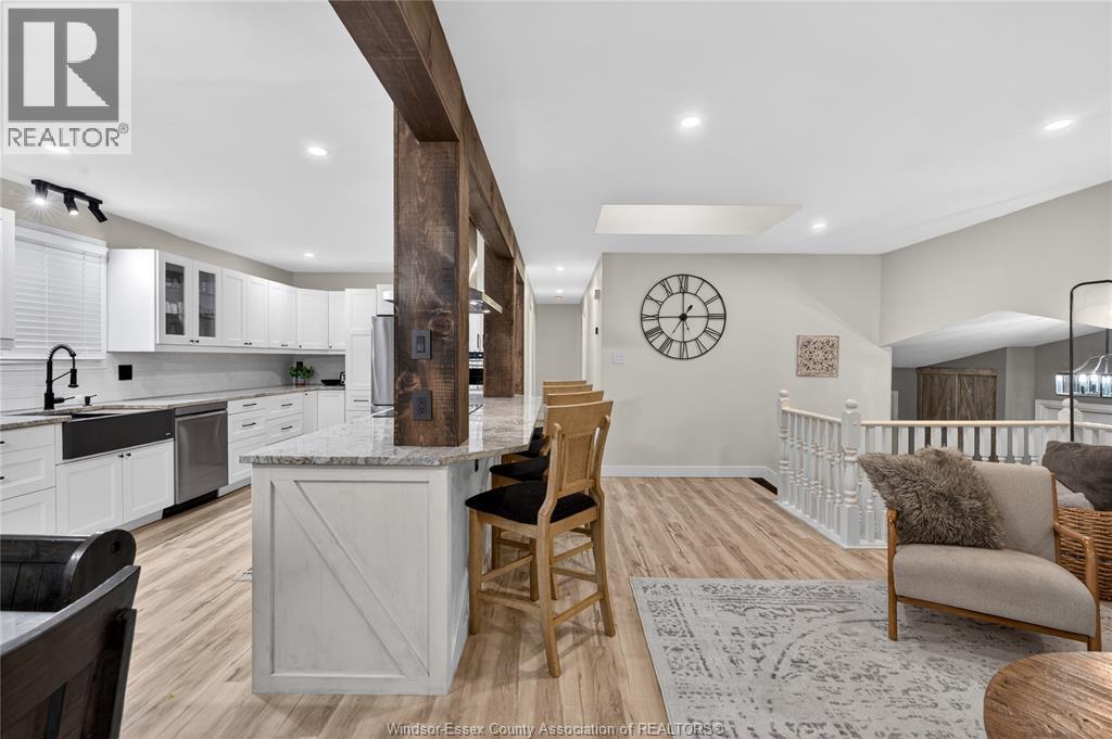 8492 Jerome, Windsor, ON - Indoor Photo Showing Other Room