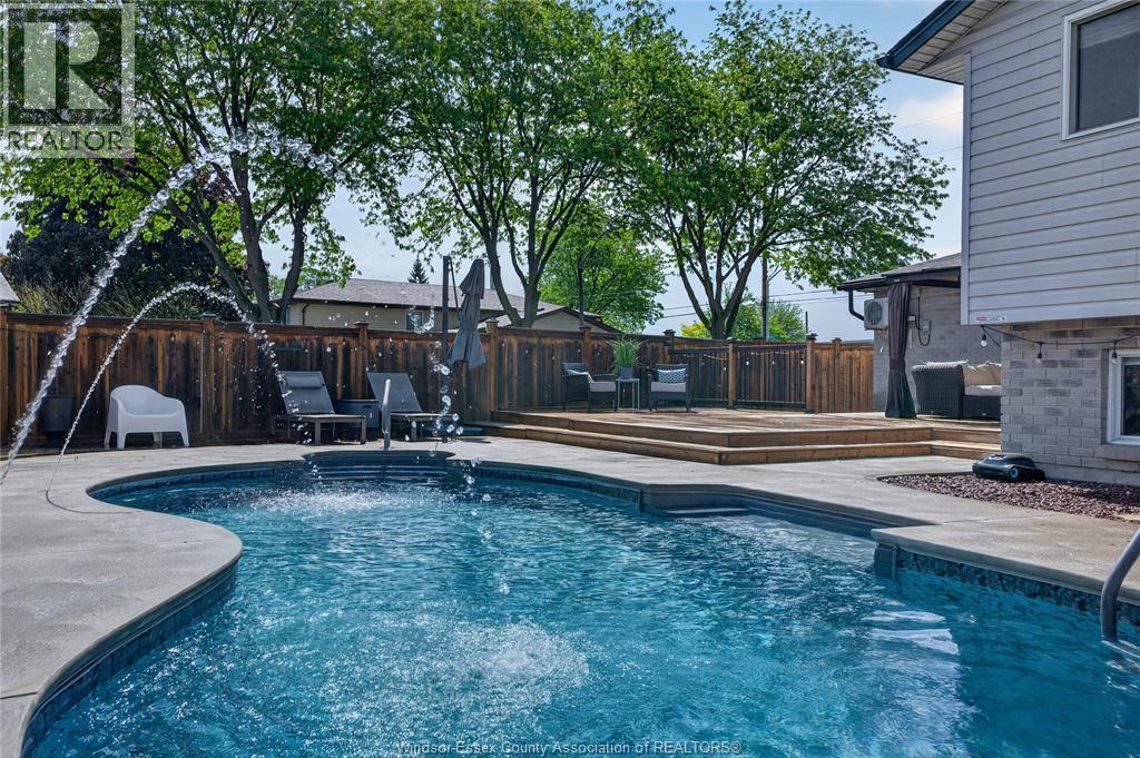 8492 Jerome, Windsor, ON - Outdoor With In Ground Pool