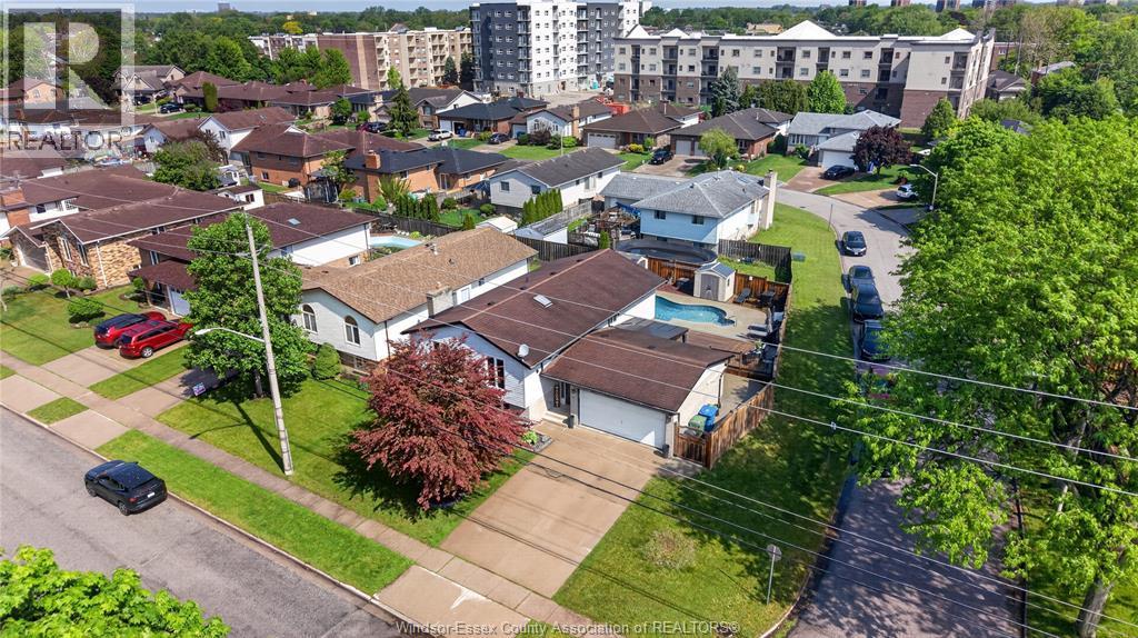 8492 Jerome, Windsor, ON - Outdoor