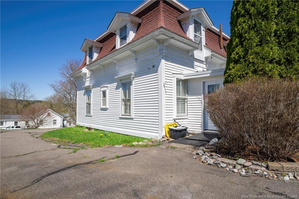 697 Bay St, Saint John, NB