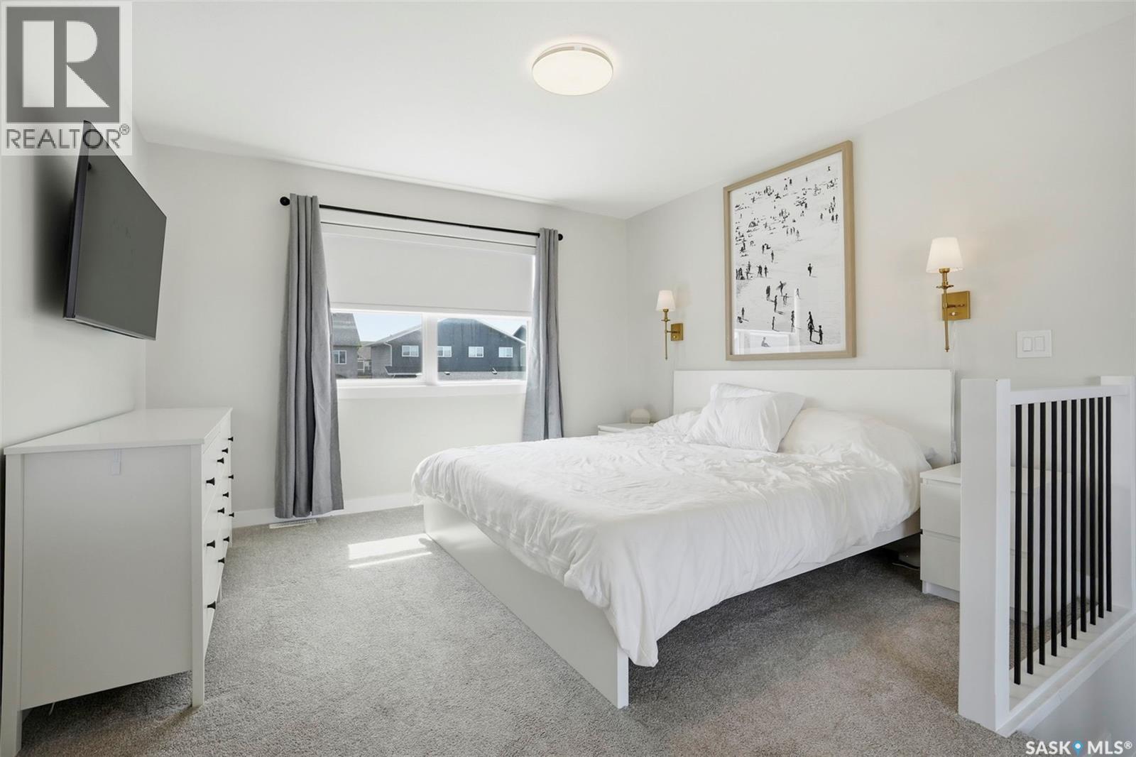 336 Mcfaull Crescent, Saskatoon, SK - Indoor Photo Showing Bedroom