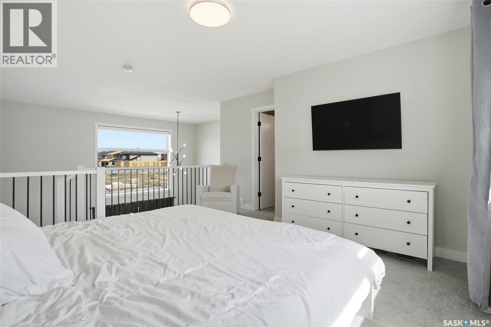 336 Mcfaull Crescent, Saskatoon, SK - Indoor Photo Showing Bedroom