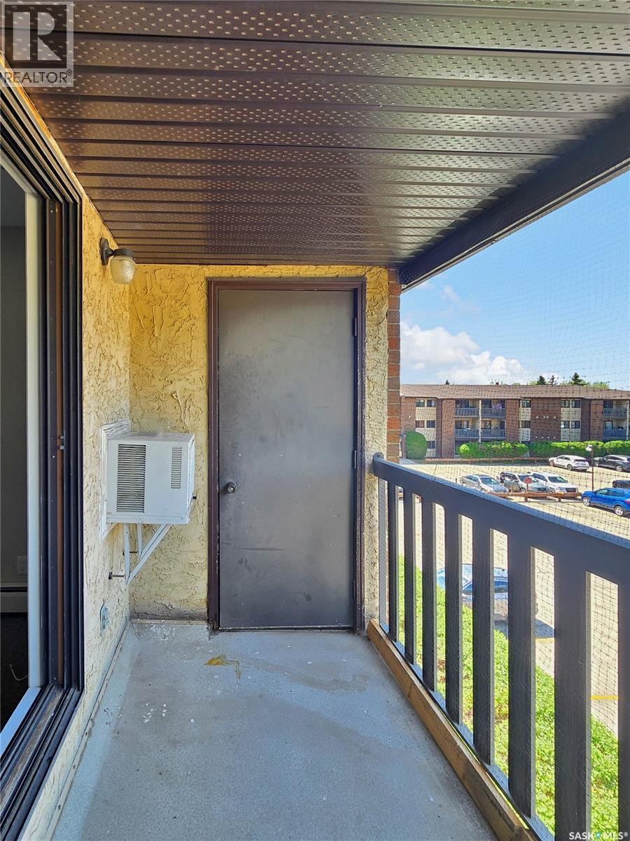 308 311 Tait Crescent, Saskatoon, SK - Outdoor With Exterior