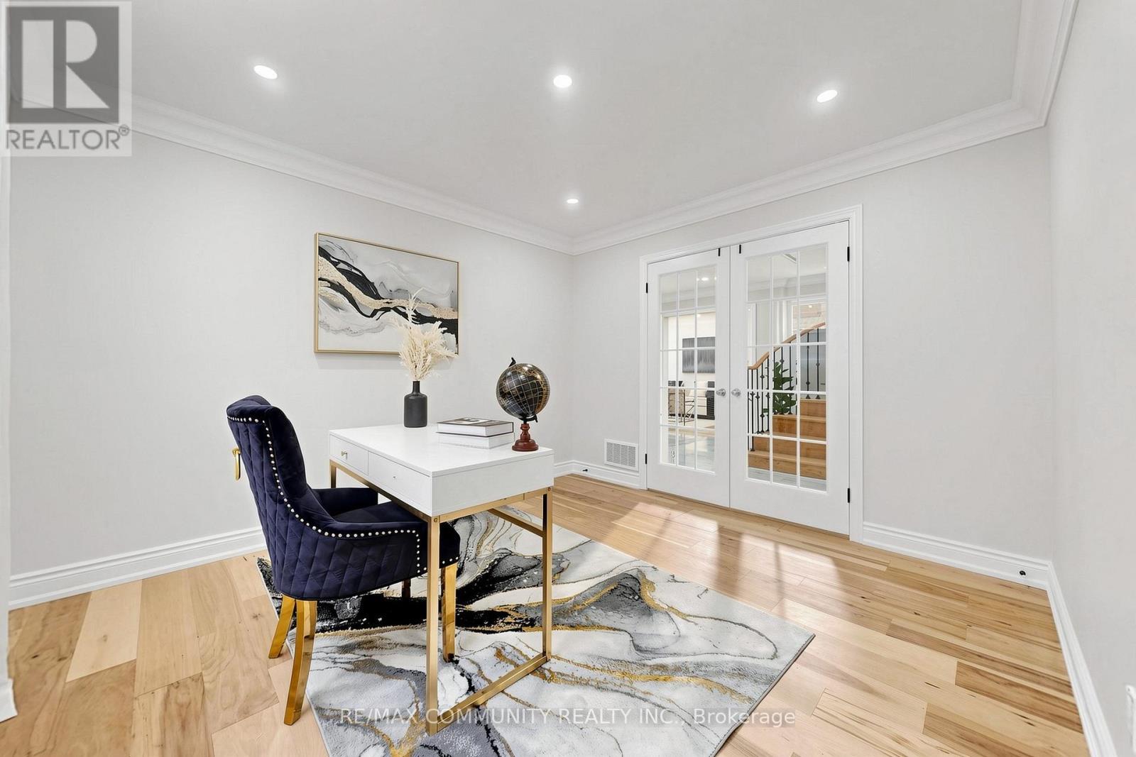 1002 Riverview Crescent, Pickering, ON - Indoor