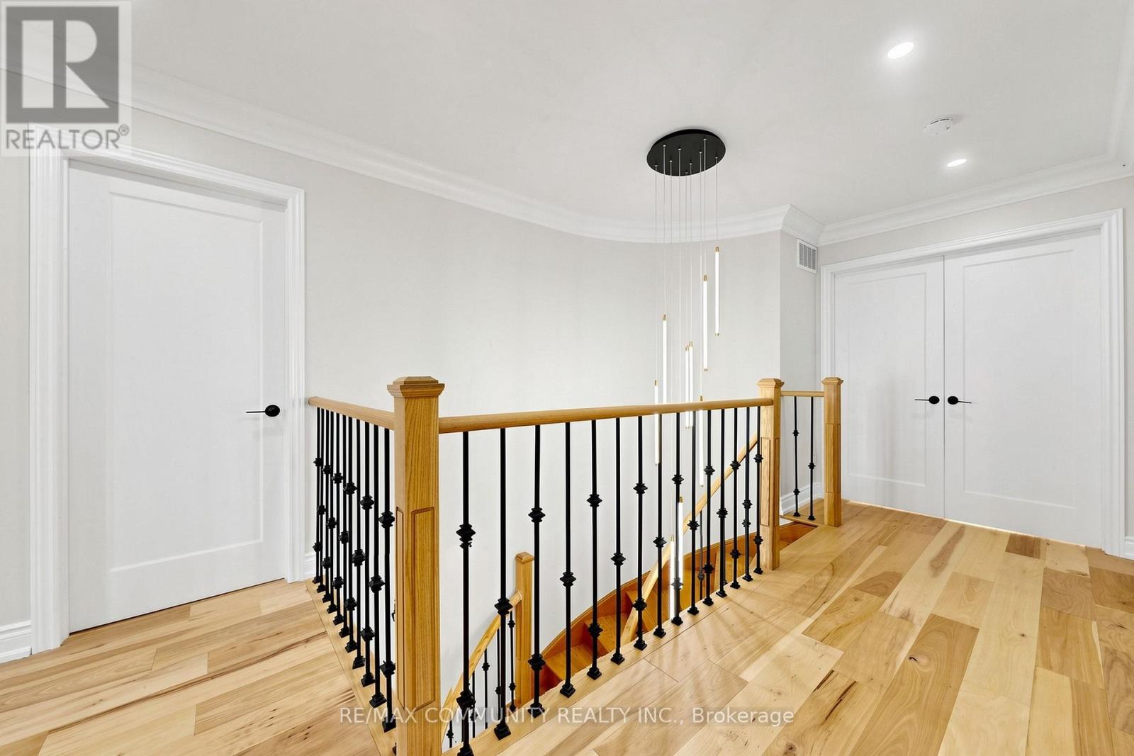1002 Riverview Crescent, Pickering, ON - Indoor Photo Showing Other Room