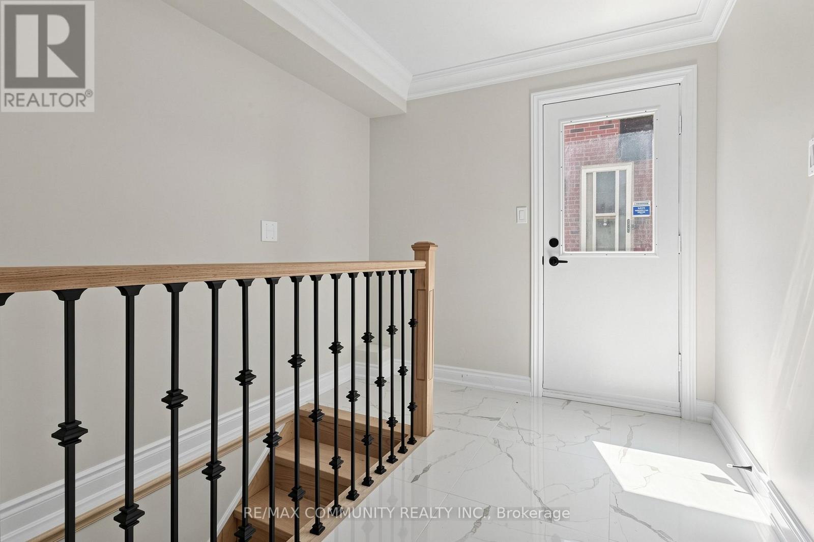 1002 Riverview Crescent, Pickering, ON - Indoor Photo Showing Other Room