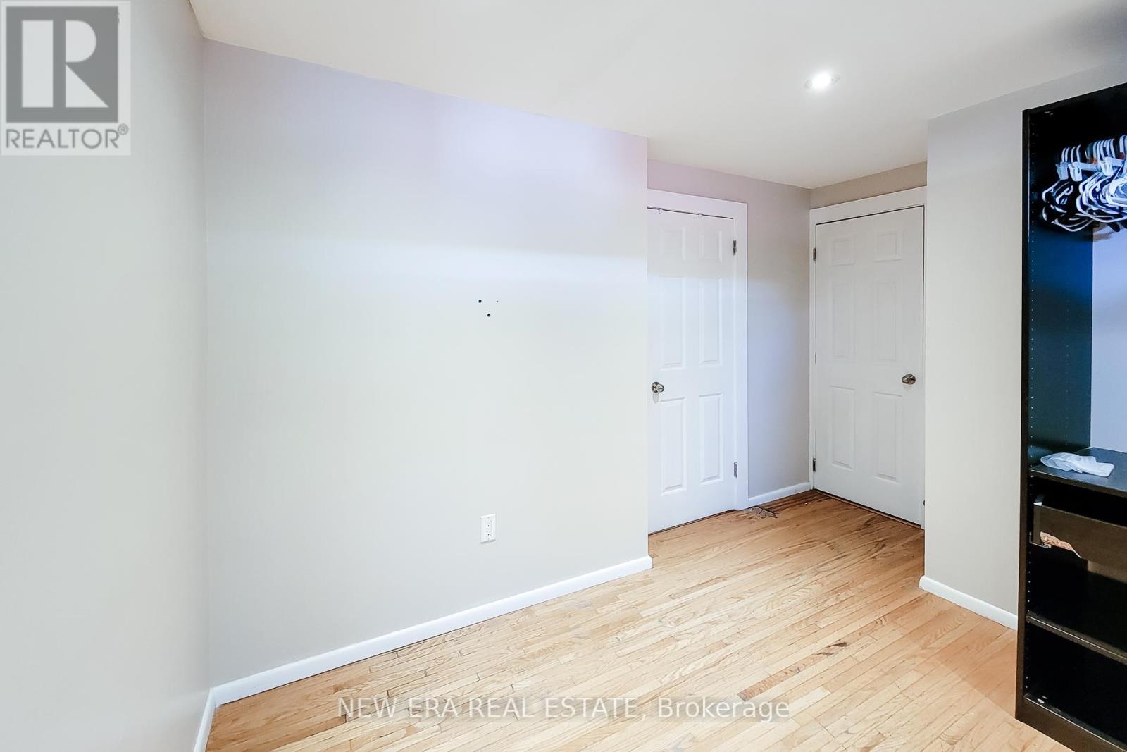 1 Vera Court, Hamilton, ON - Indoor Photo Showing Other Room