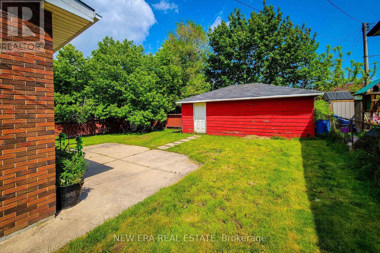 1 Vera Court, Hamilton, ON - Outdoor