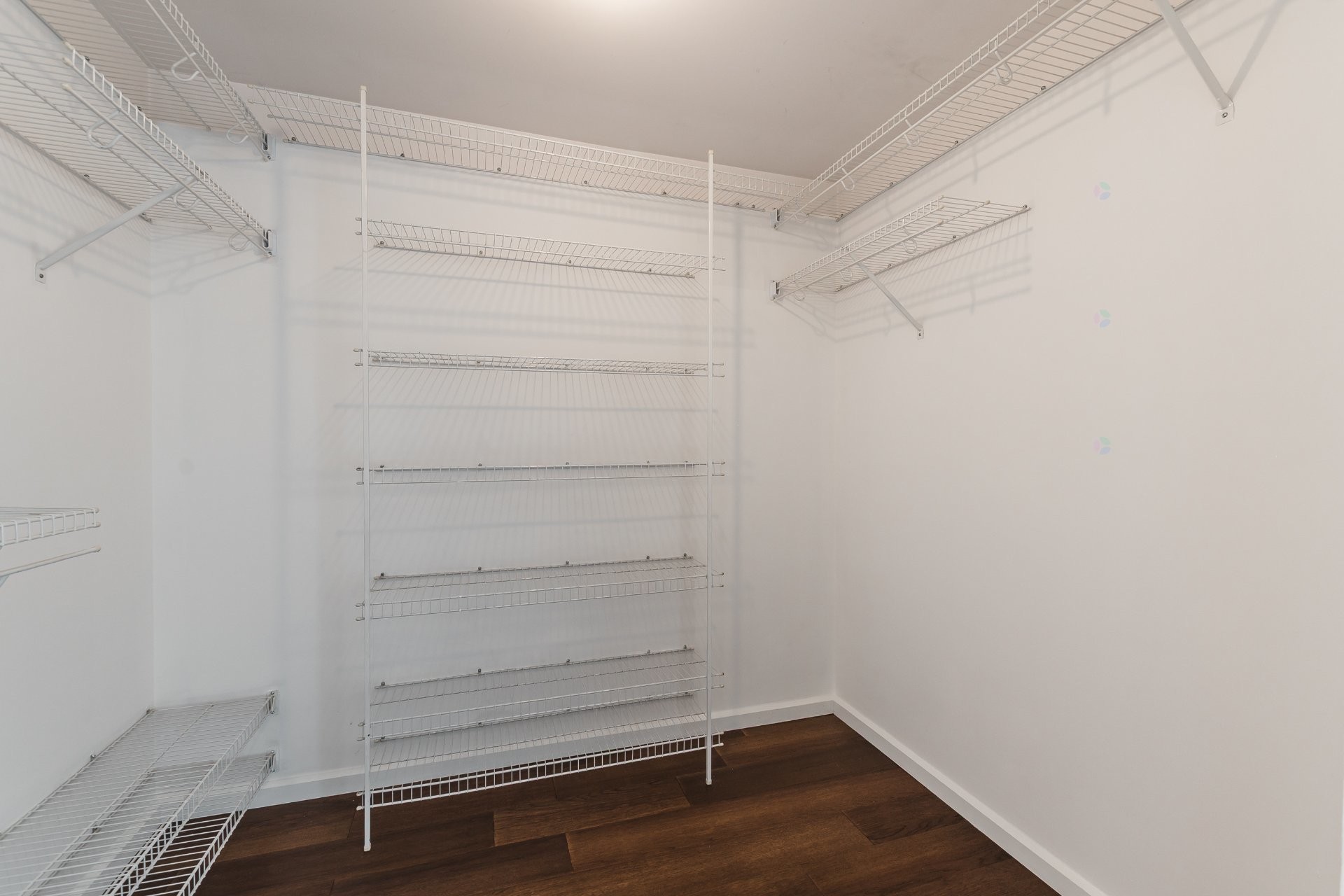 Closet - Th123-210 Ch. Du Golf, Montréal (Verdun/Île-Des-Soeurs), QC - Indoor With Storage