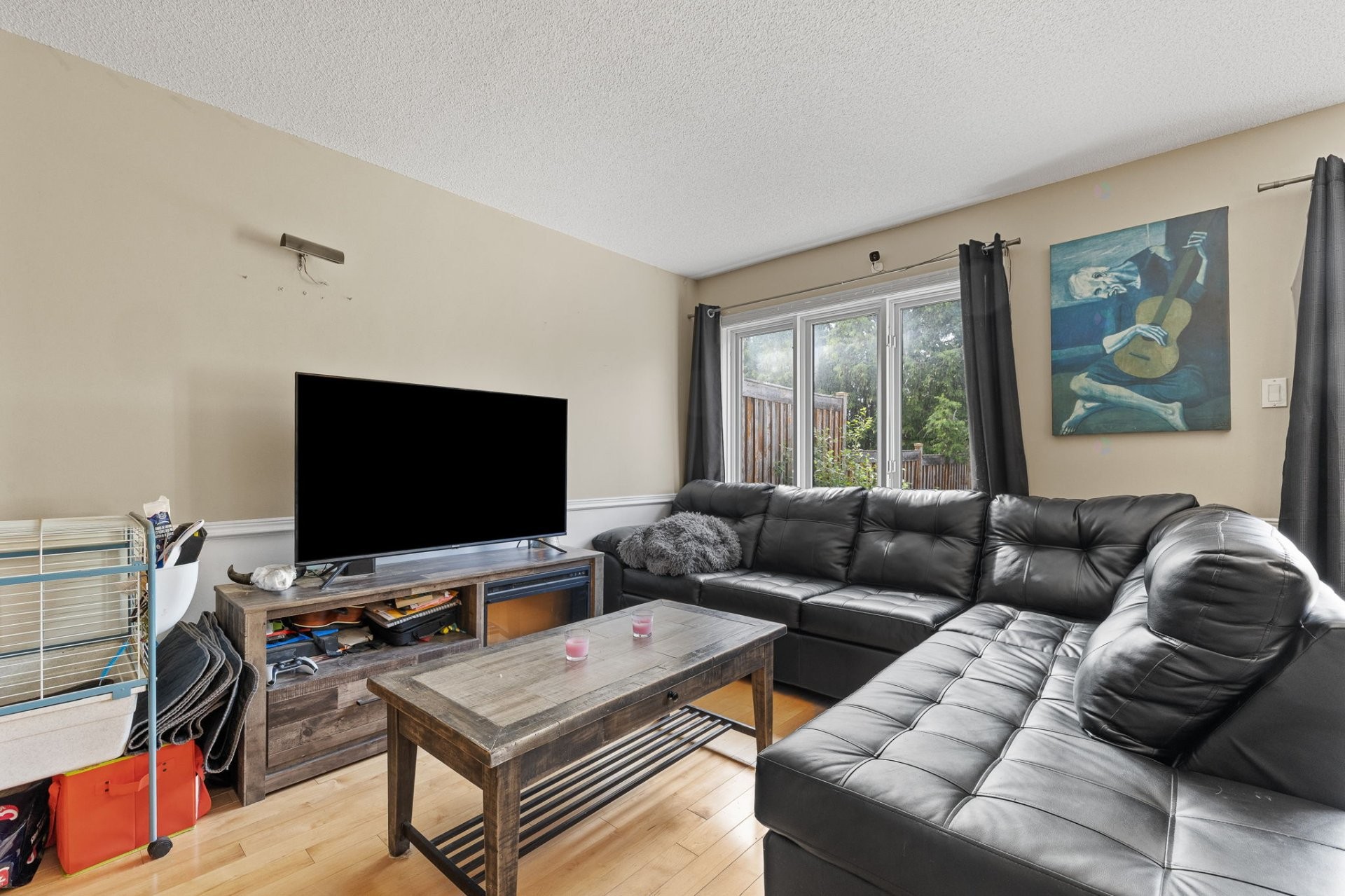 Living Room - 68 Rue Martineau, Gatineau (Gatineau), QC - Indoor Photo Showing Living Room