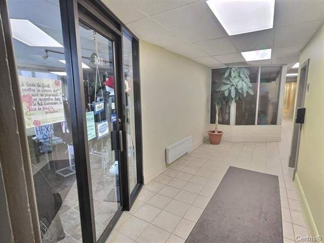 Hall d'entrée/Vestibule - 34 Rue Gamble E., Rouyn-Noranda, QC - Indoor Photo Showing Other Room