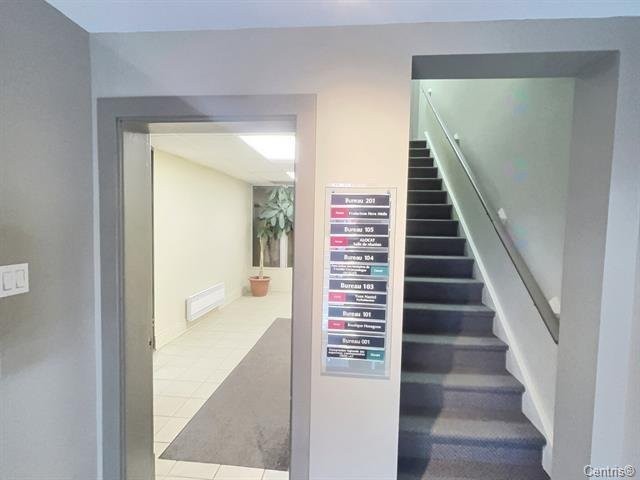 Hall d'entrée/Vestibule - 34 Rue Gamble E., Rouyn-Noranda, QC - Indoor Photo Showing Other Room