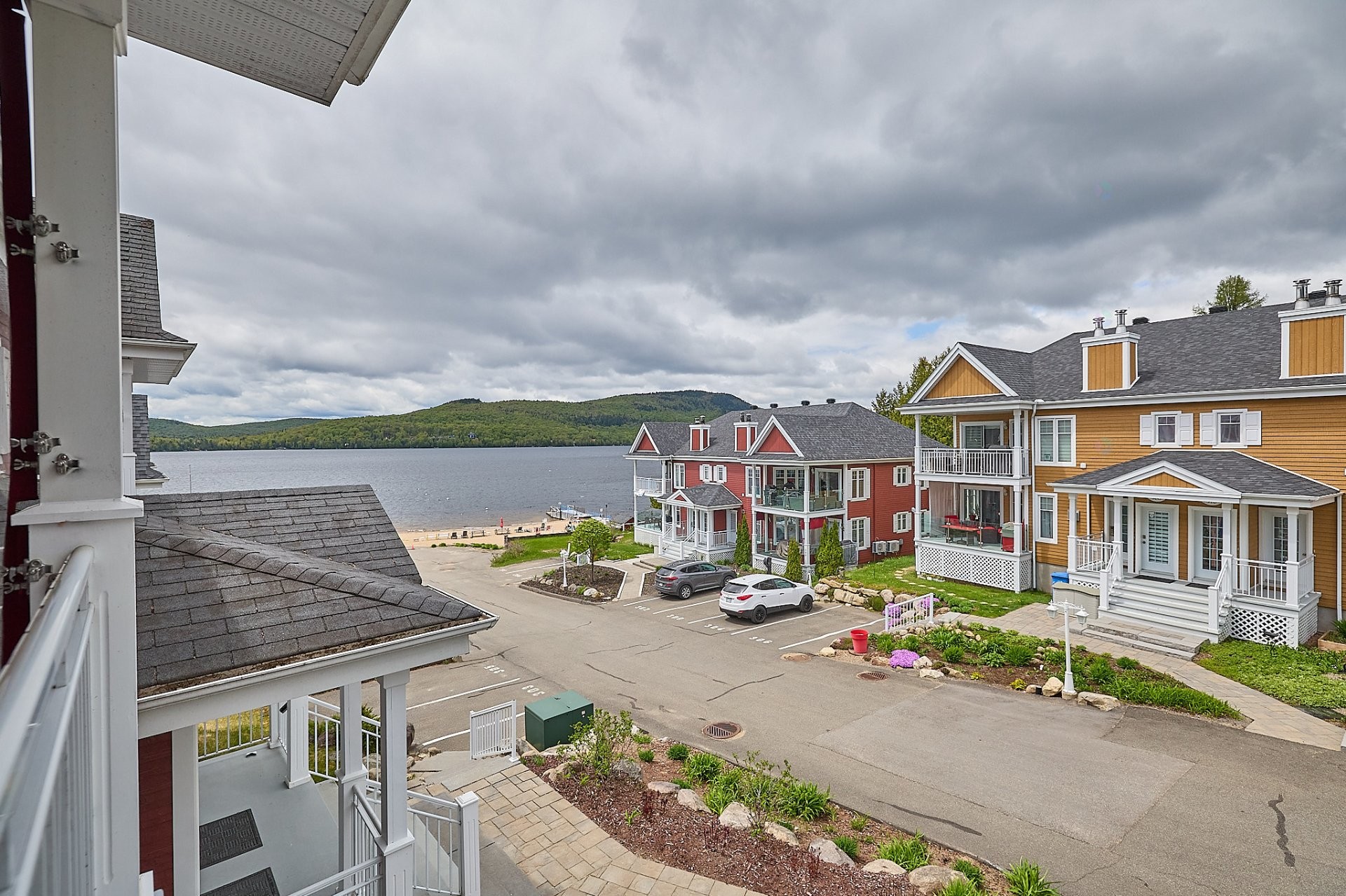 Other - 309 Av. Du Manoir, Saint-Donat, QC - Outdoor