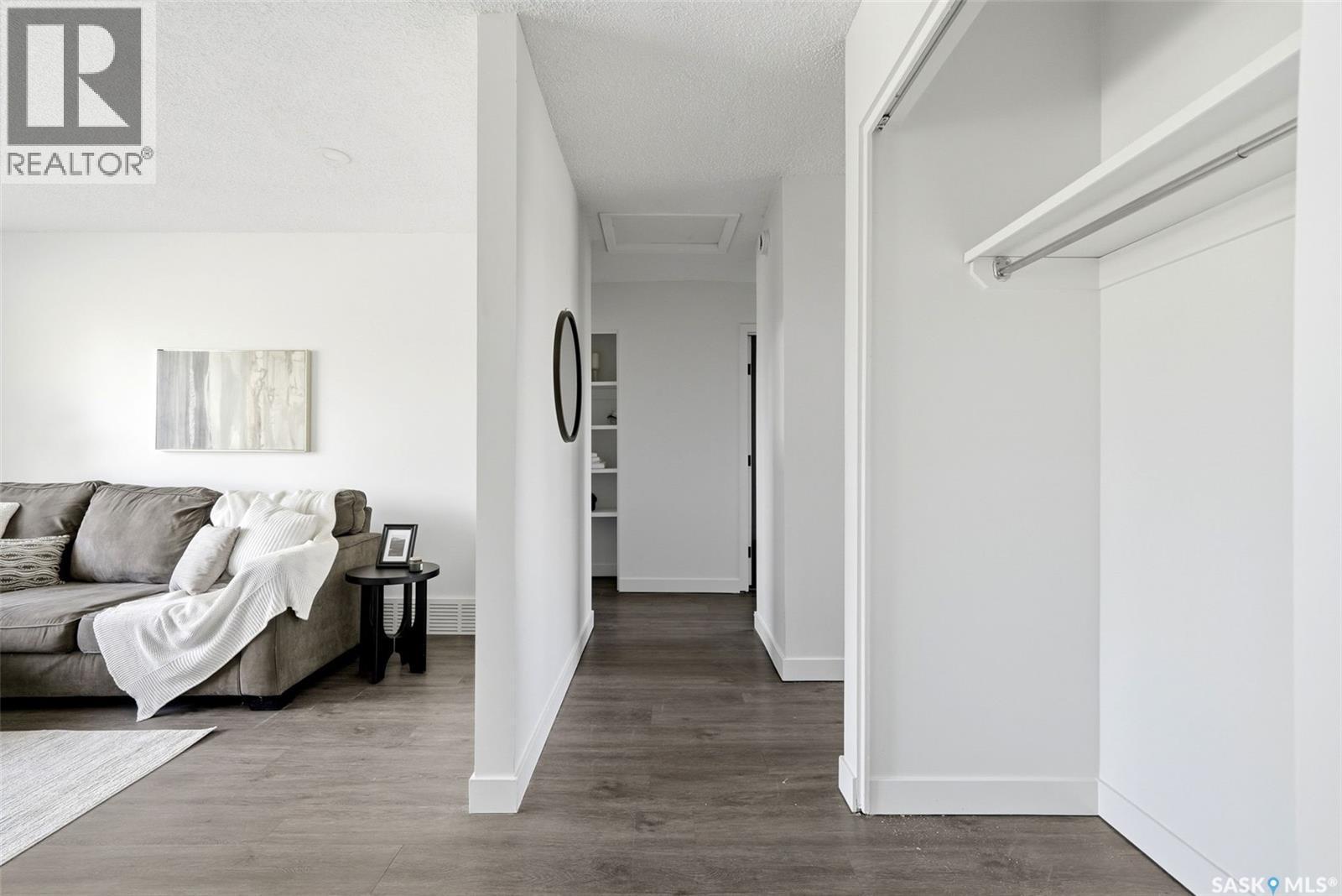 127 Mackenzie Way, Regina, SK - Indoor
