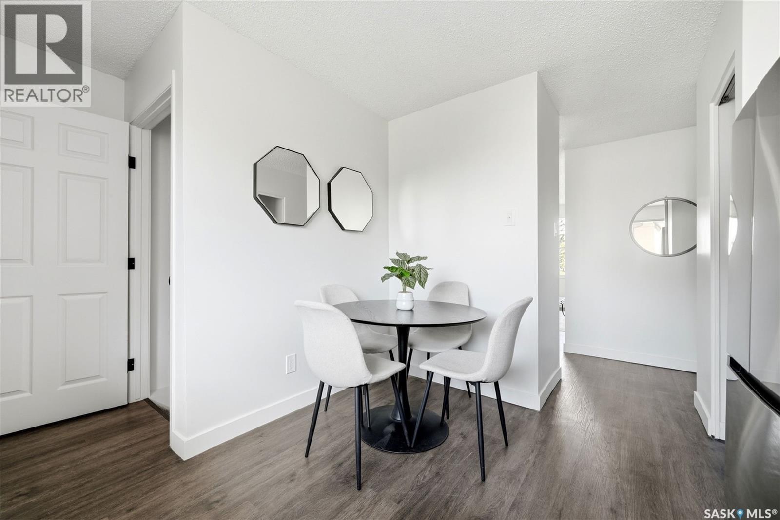127 Mackenzie Way, Regina, SK - Indoor Photo Showing Dining Room