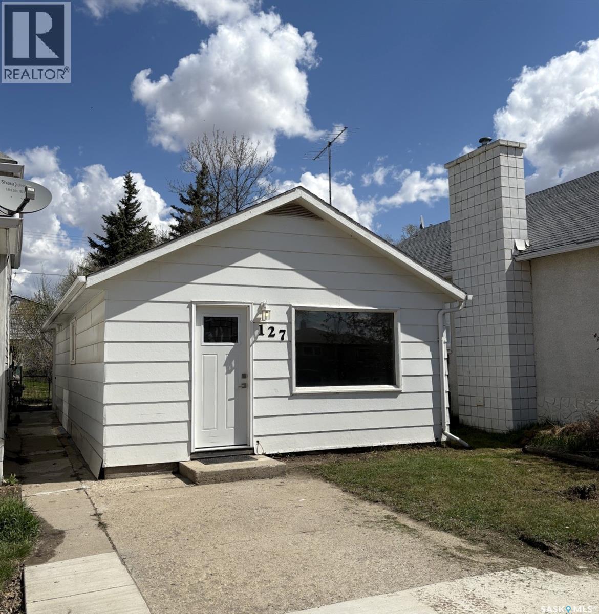 127 2Nd Avenue W, Biggar, SK - Outdoor