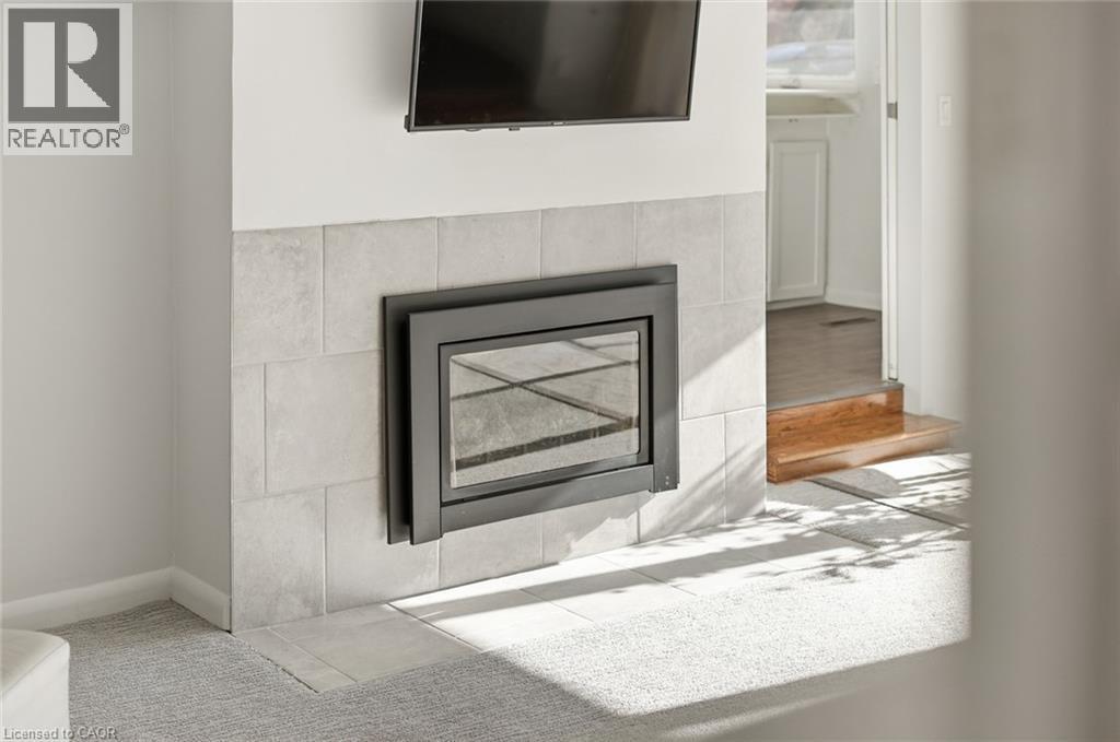 81 Thomson Drive, Waterdown, ON - Indoor With Fireplace