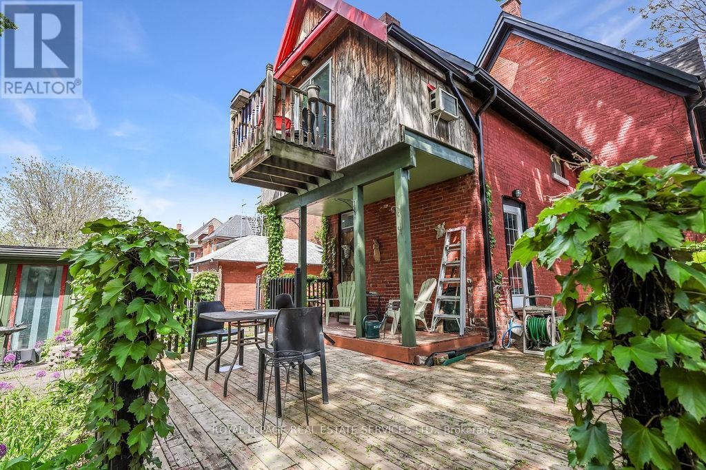 100 Wentworth Street S, Hamilton, ON - Outdoor With Deck Patio Veranda