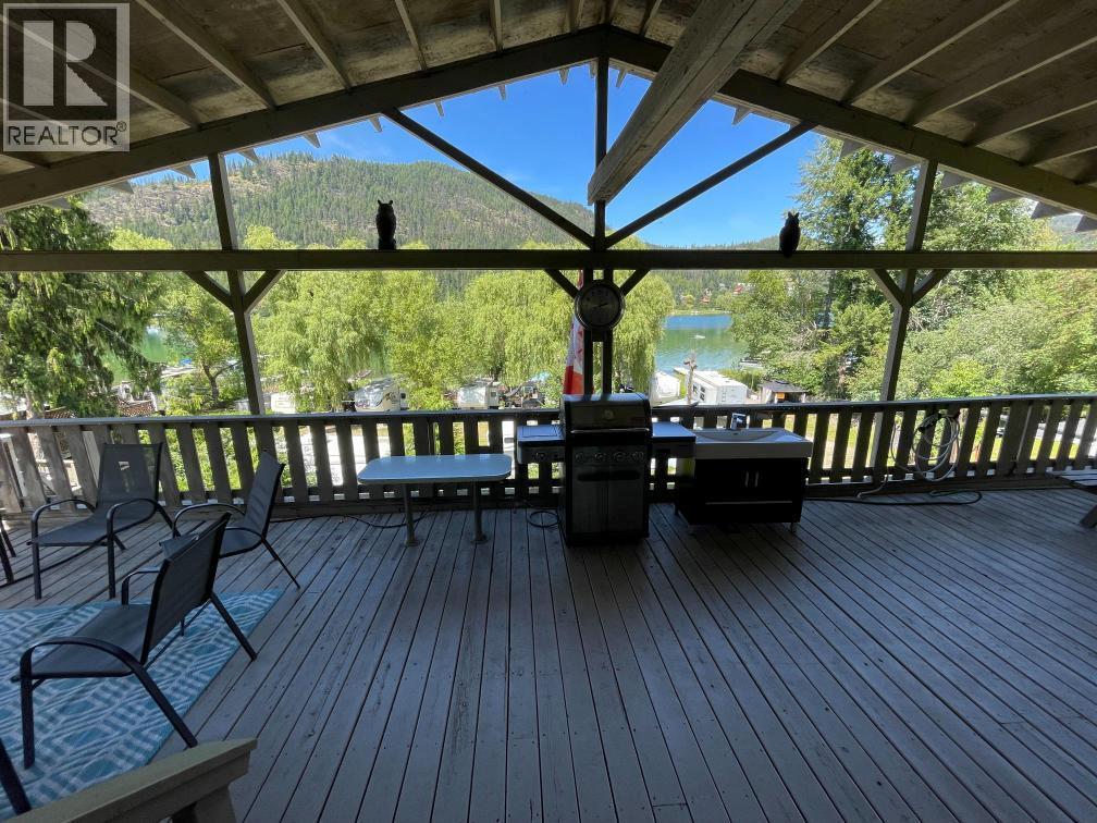 2866 White Lake Road, Sorrento, BC
