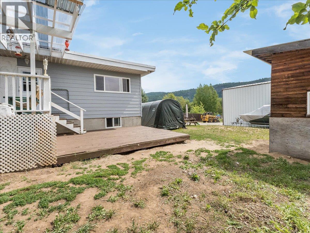 609 201St Avenue, Castlegar, BC - Outdoor