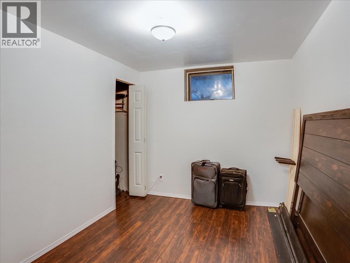 609 201St Avenue, Castlegar, BC - Indoor Photo Showing Other Room