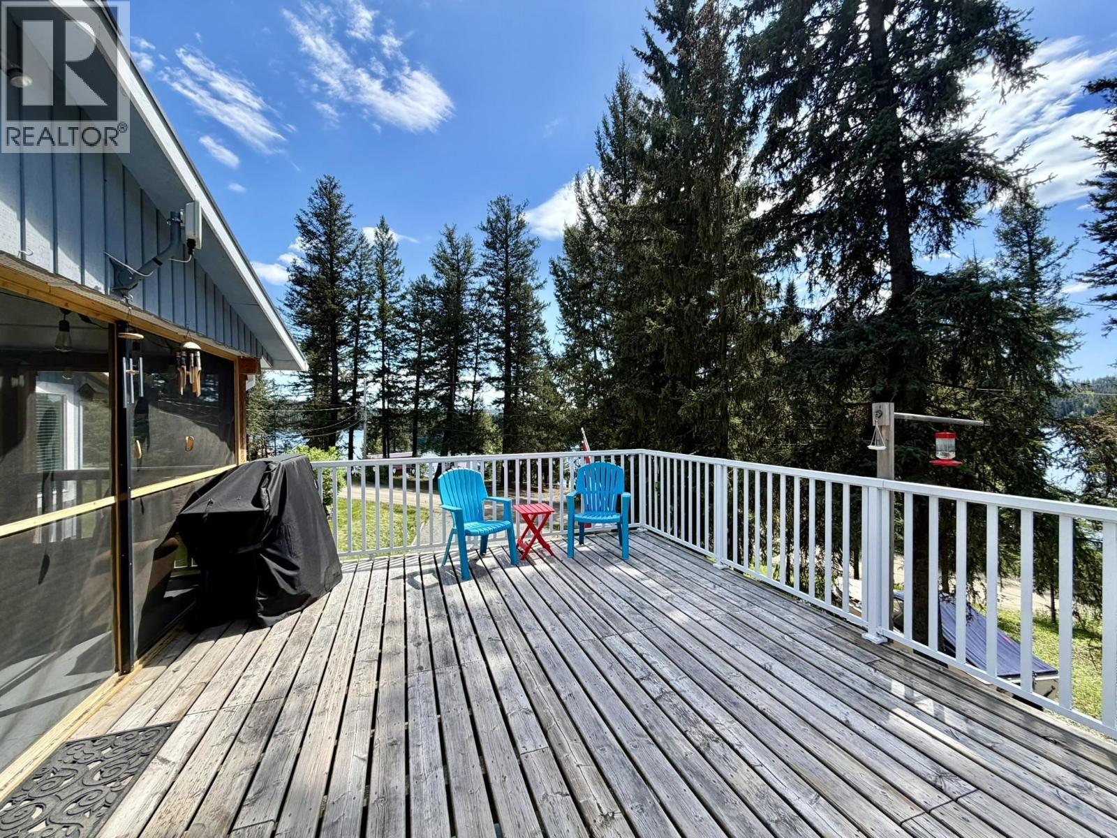 7621 Pettyjohn Road, Deka Lake / Sulphurous / Hathaway Lakes, BC - Outdoor With Deck Patio Veranda