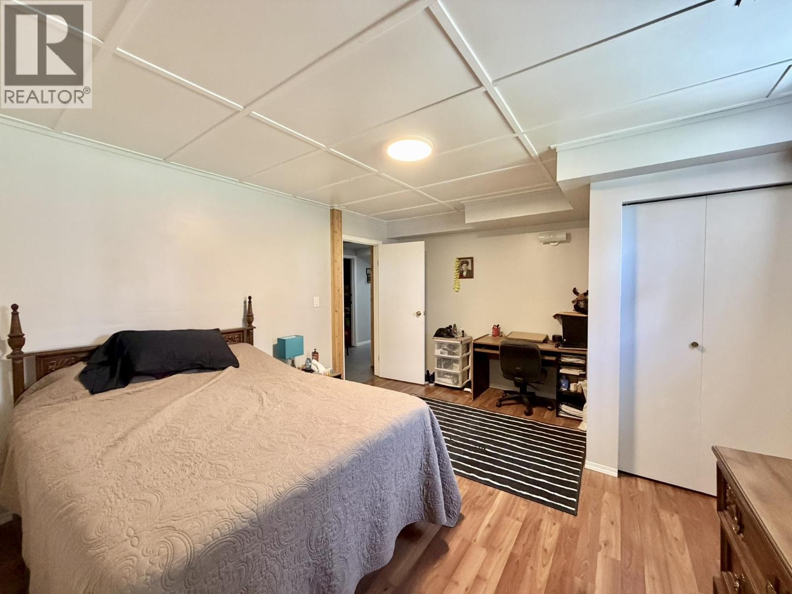 7621 Pettyjohn Road, Deka Lake / Sulphurous / Hathaway Lakes, BC - Indoor Photo Showing Bedroom