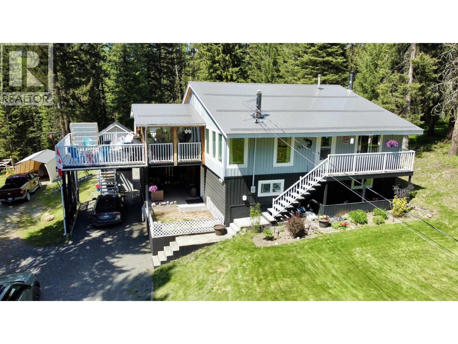 7621 Pettyjohn Road, Deka Lake / Sulphurous / Hathaway Lakes, BC - Outdoor With Deck Patio Veranda