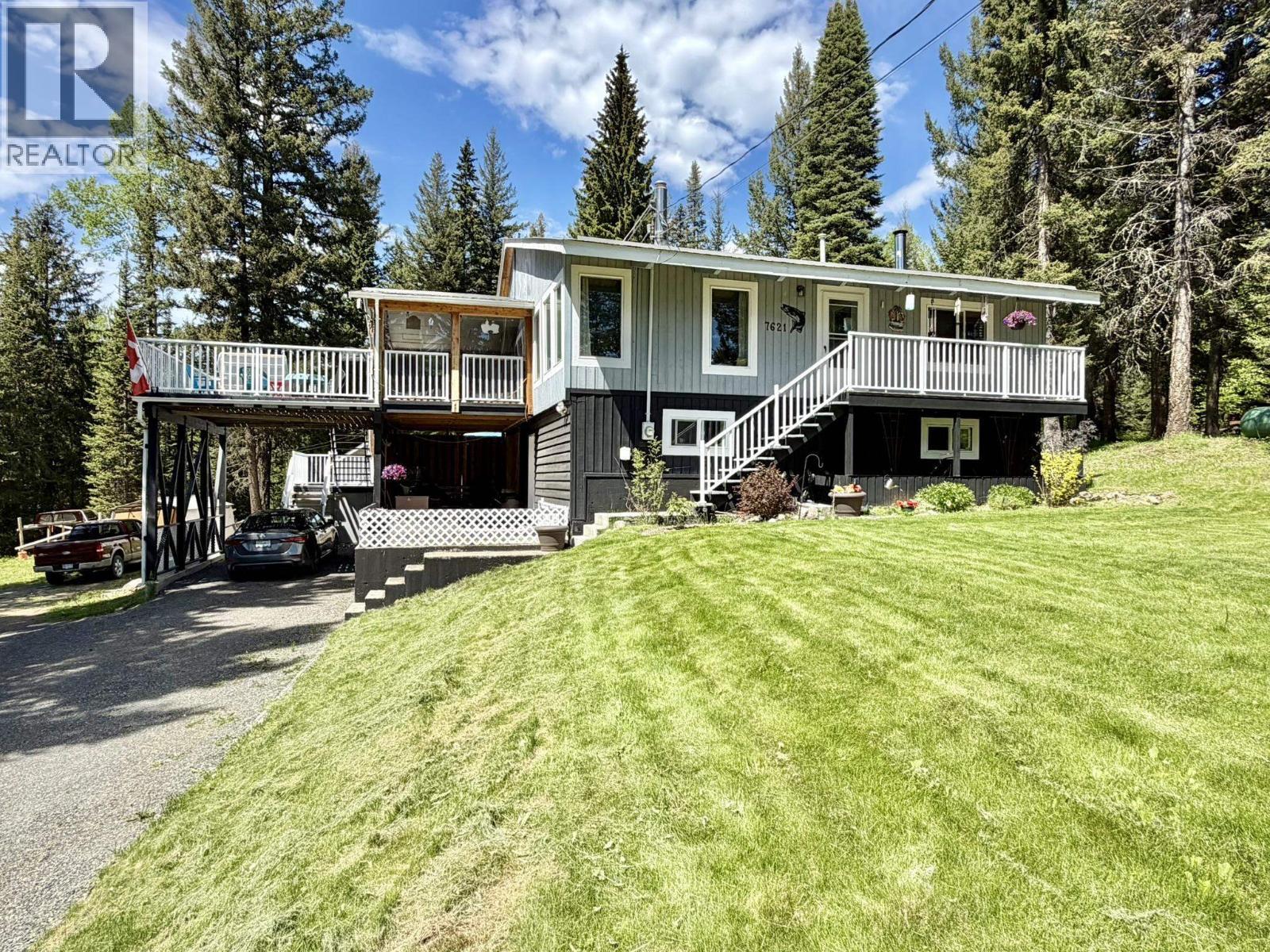 7621 Pettyjohn Road, Deka Lake / Sulphurous / Hathaway Lakes, BC - Outdoor With Deck Patio Veranda