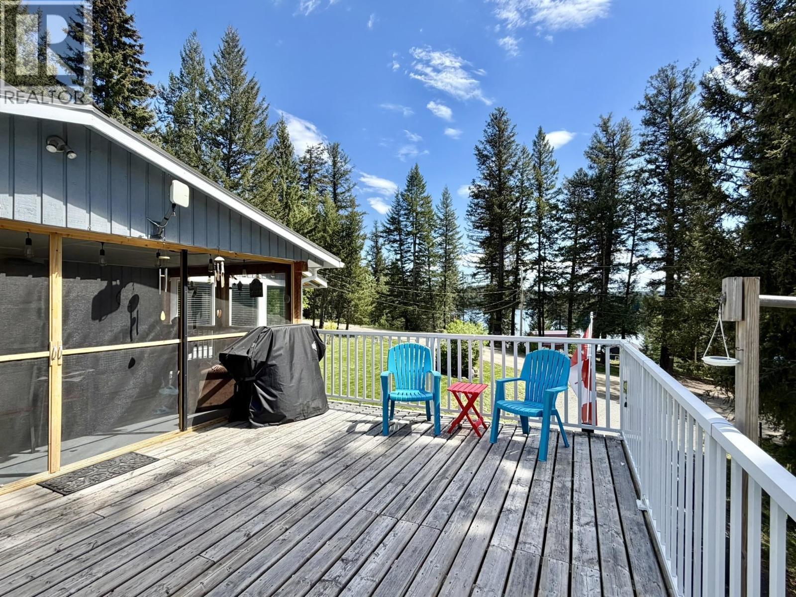 7621 Pettyjohn Road, Deka Lake / Sulphurous / Hathaway Lakes, BC - Outdoor With Deck Patio Veranda With Exterior