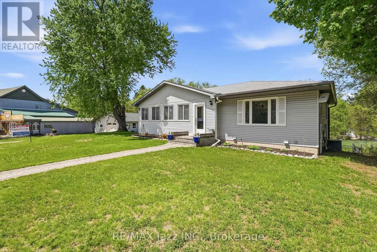 5492 Hwy 620, Wollaston, ON - Outdoor