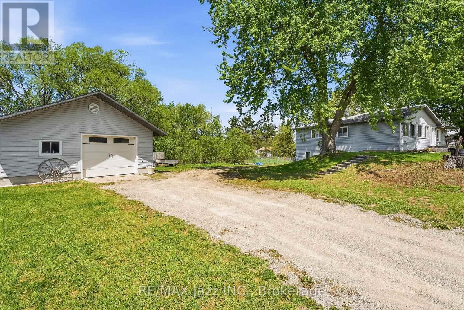 5492 Hwy 620, Wollaston, ON - Outdoor