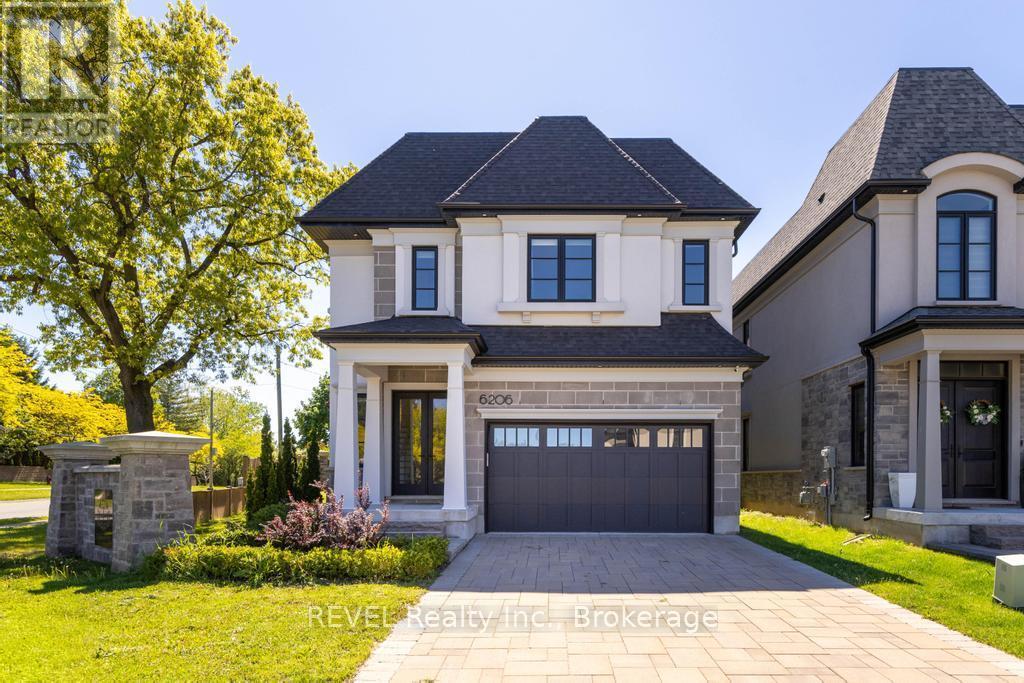 6206 Lucia Drive, Niagara Falls (Stamford), ON - Outdoor With Facade