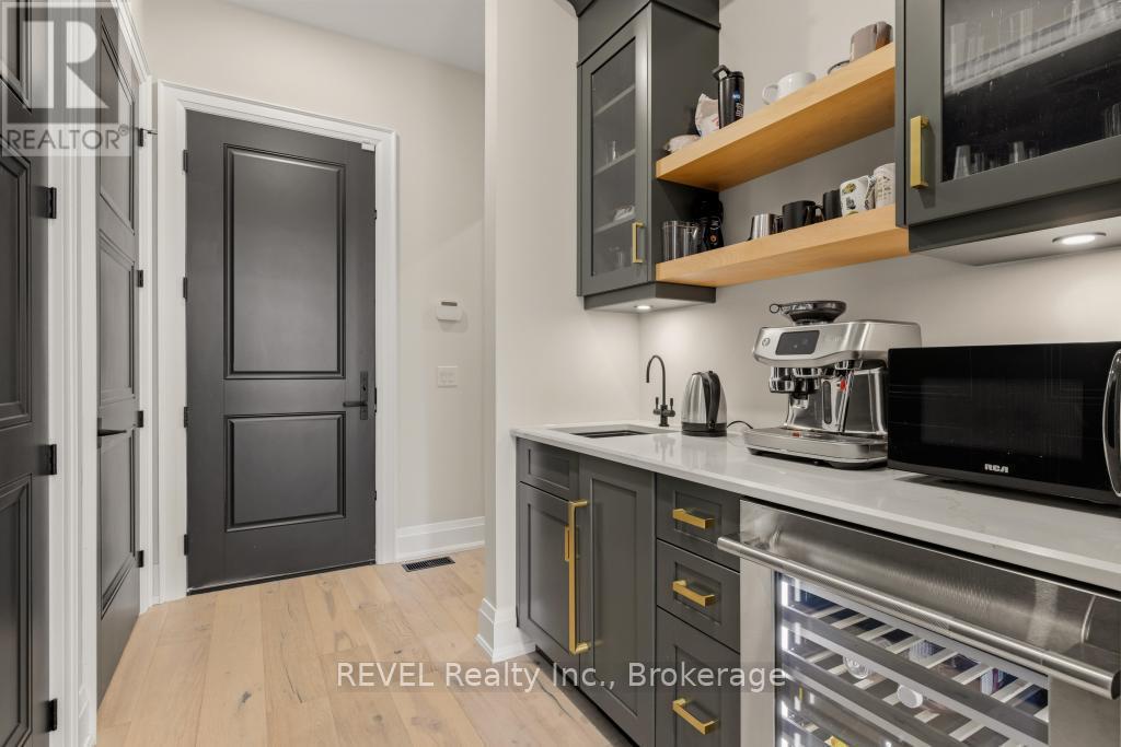 6206 Lucia Drive, Niagara Falls (Stamford), ON - Indoor